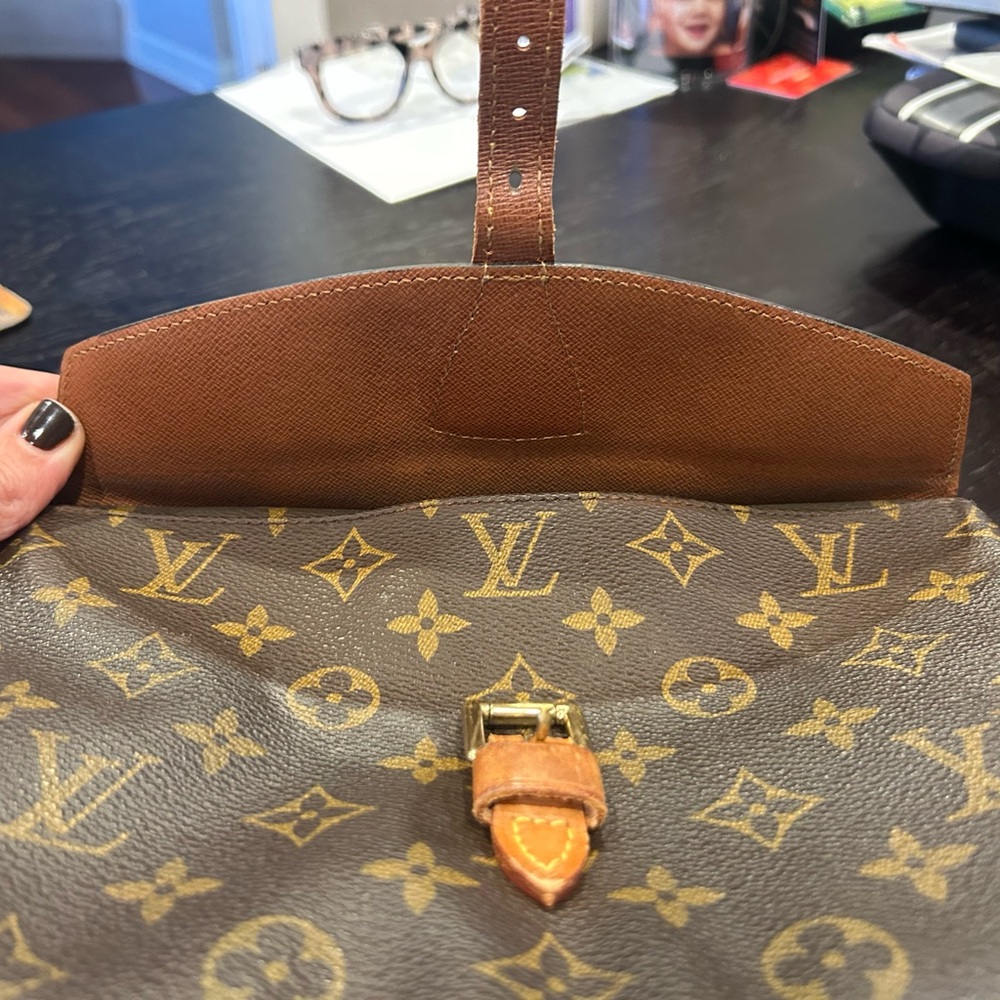 Louis Vuitton Brown Monogram Shoulder Bag - Picture 3 of 14